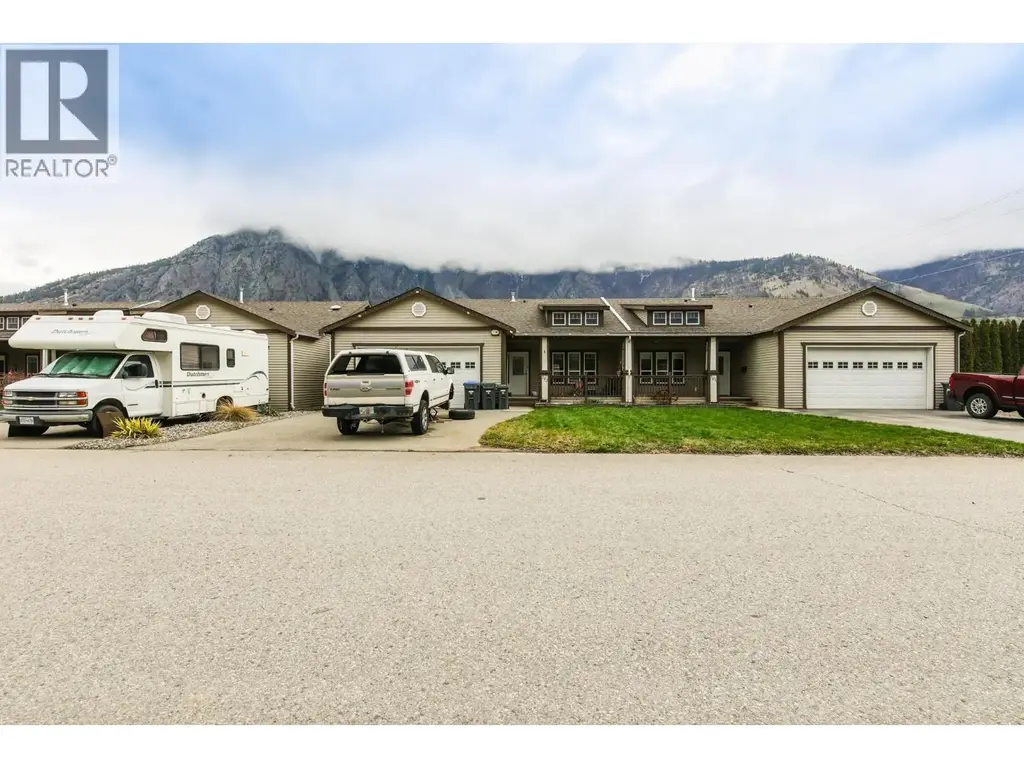 703 9th Avenue, Keremeos
